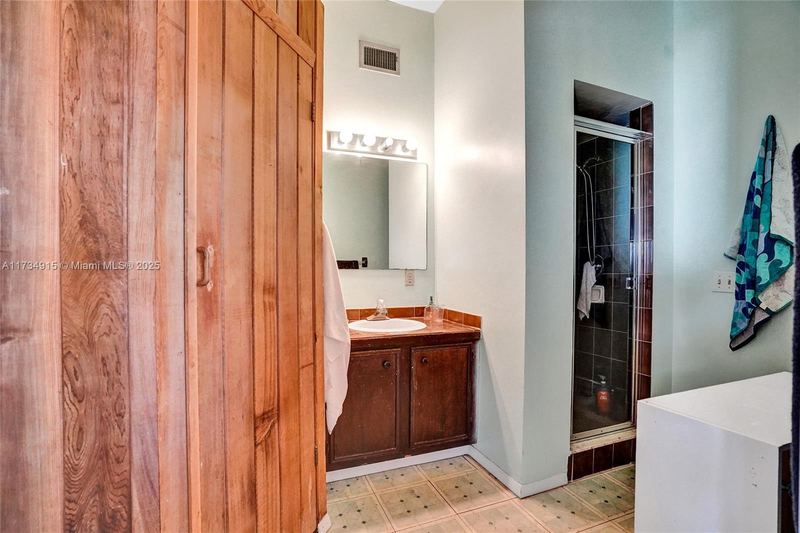 Bathroom next to the sauna