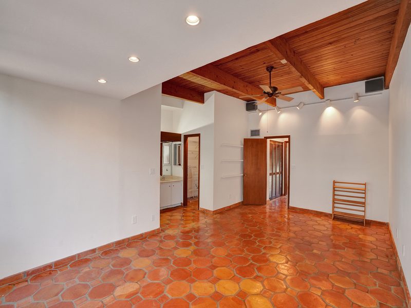 Interior room at 4863 SW 71st Place, Miami