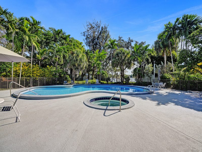 Community pool at Lakeridge, 4863 SW 71st Place, Miami