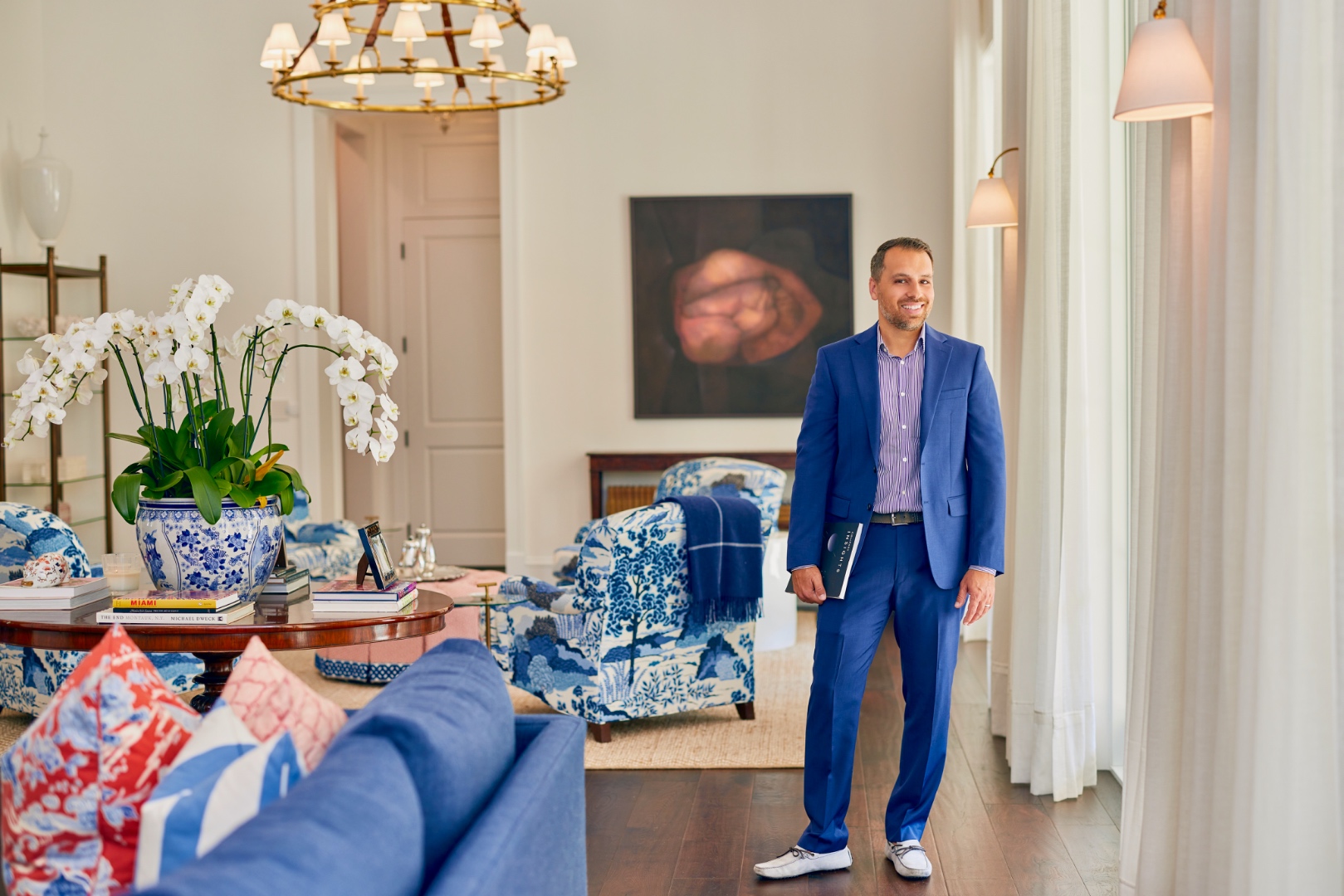 Jorge portrait in blue room